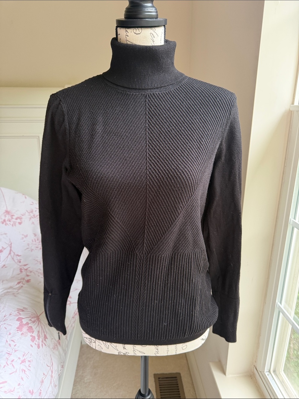 White House Black Market Black Textured Turtleneck Sweater
